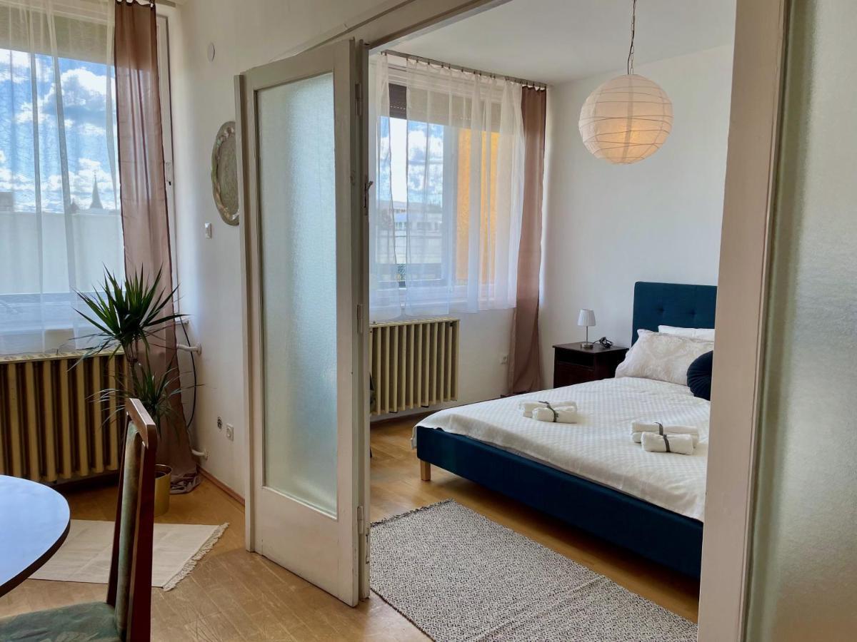 Nosztalgia Apartman Leilighet Veszprém Eksteriør bilde