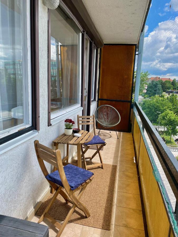 Nosztalgia Apartman Leilighet Veszprém Eksteriør bilde